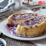 Cheesecake de arándanos. Cremosa y única con un toque frutal