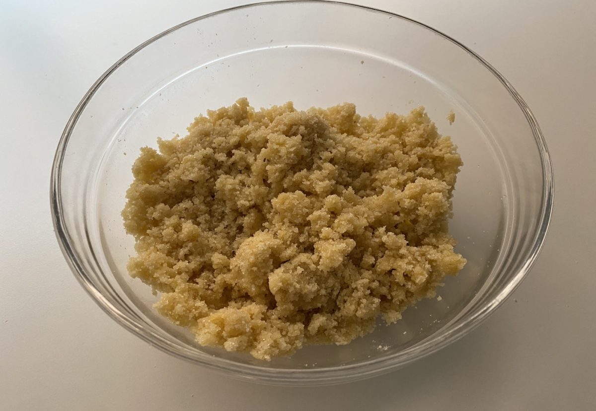Cordiales murcianos. dulce tradicional con almendra y limón