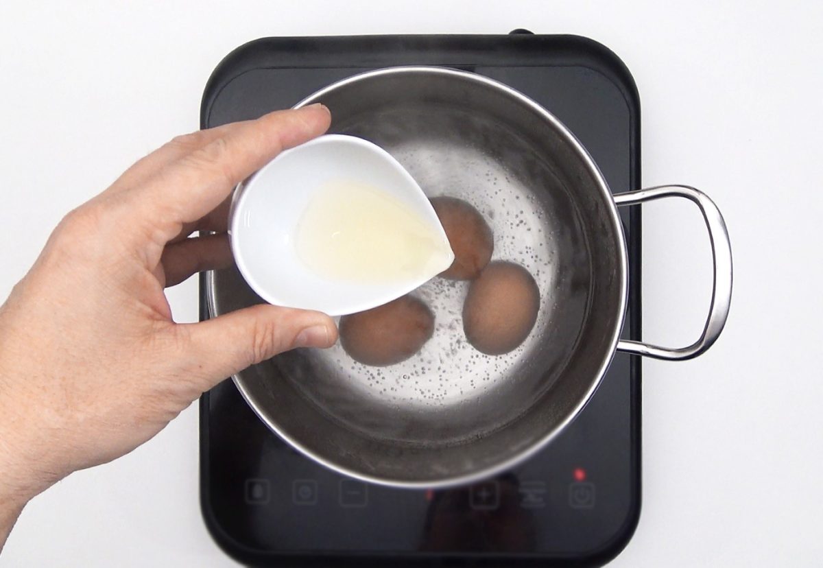 Huevos a la gallega. Una tapa lista en 15 minutos