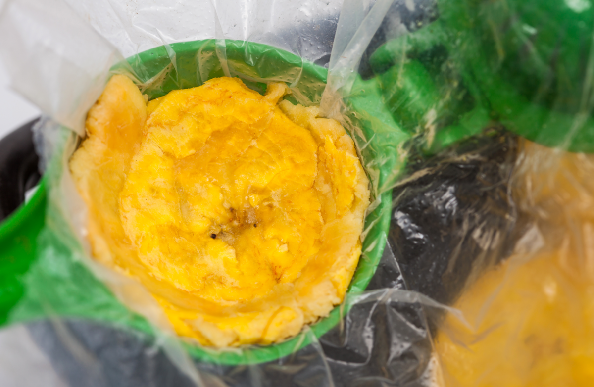 Patacones o tostones de plátano macho. Consejos para que te queden perfectos