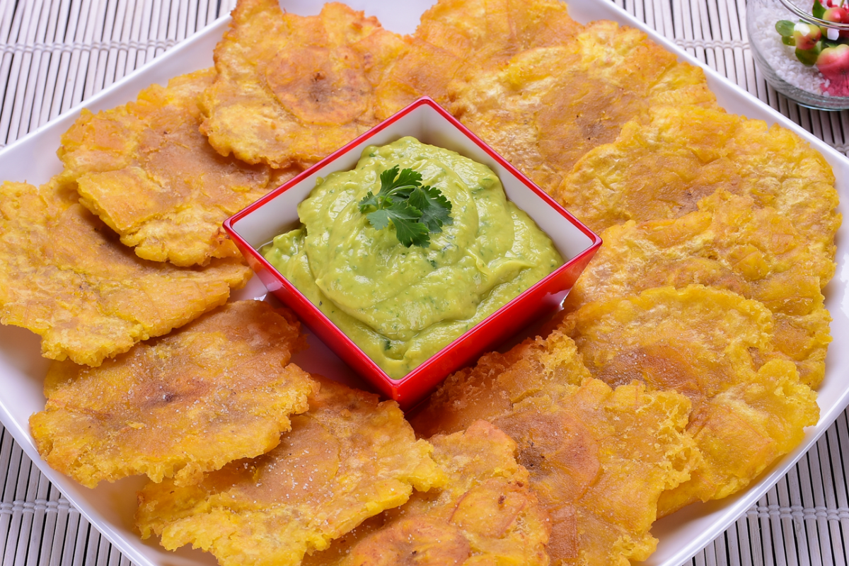 Patacones o tostones de plátano macho. Consejos para que te queden perfectos