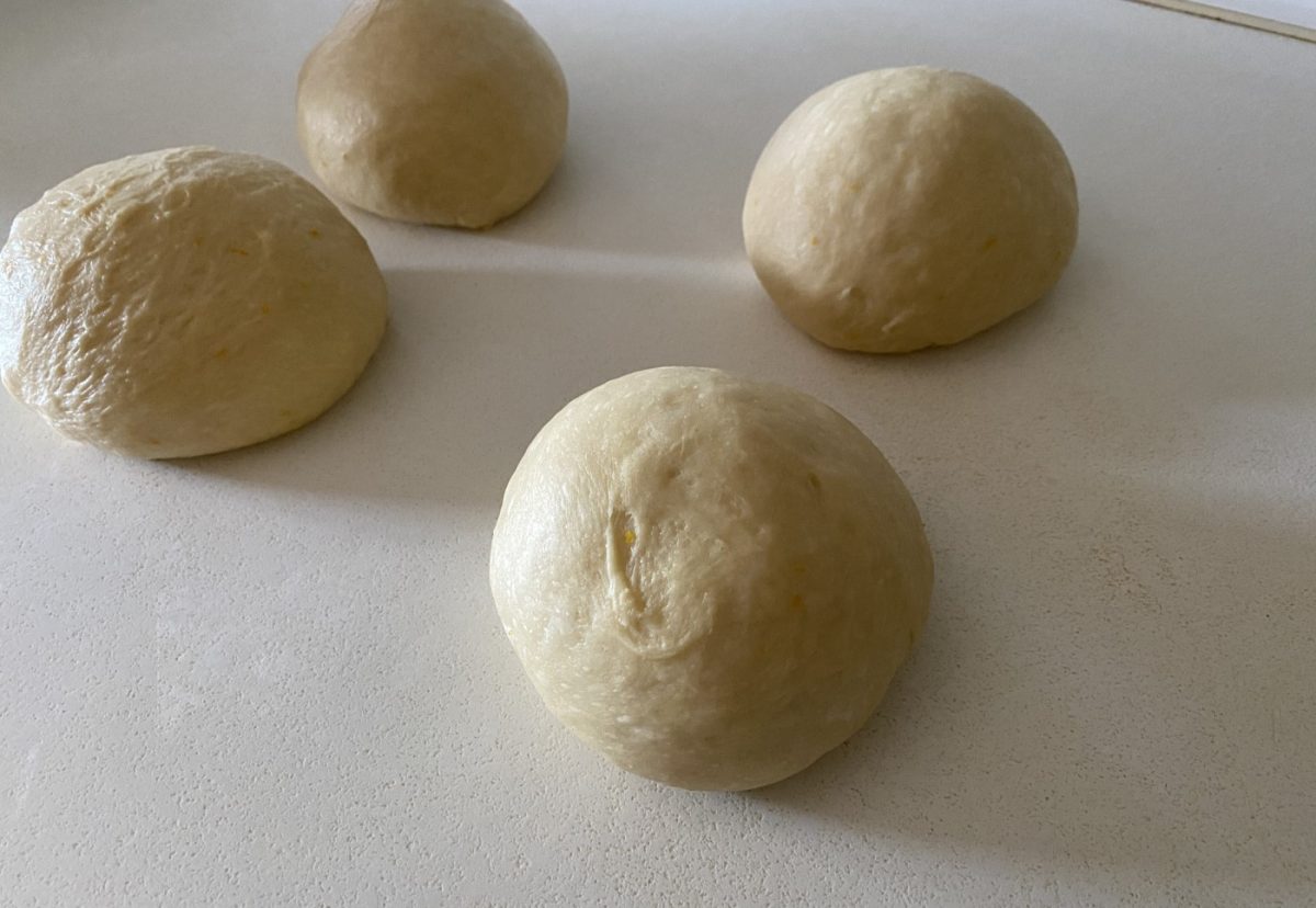 Cómo hacer la trenza de huevo o pan de ovo gallego