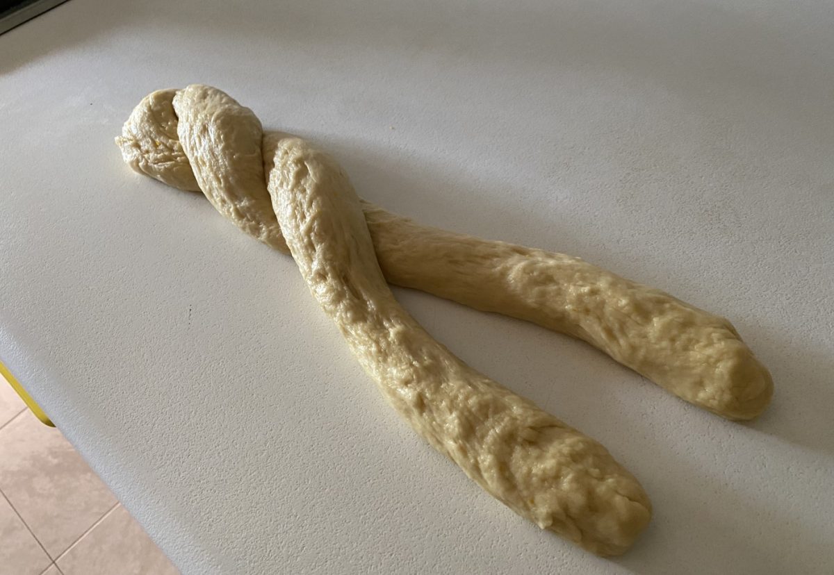 Cómo hacer la trenza de huevo o pan de ovo gallego
