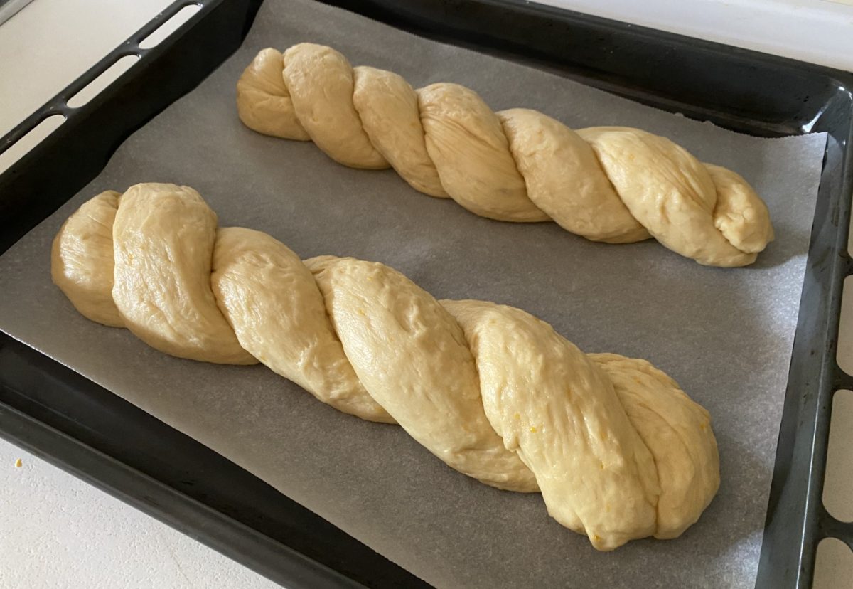 Cómo hacer la trenza de huevo o pan de ovo gallego