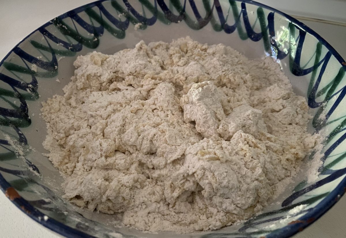 Cómo hacer la trenza de huevo o pan de ovo gallego