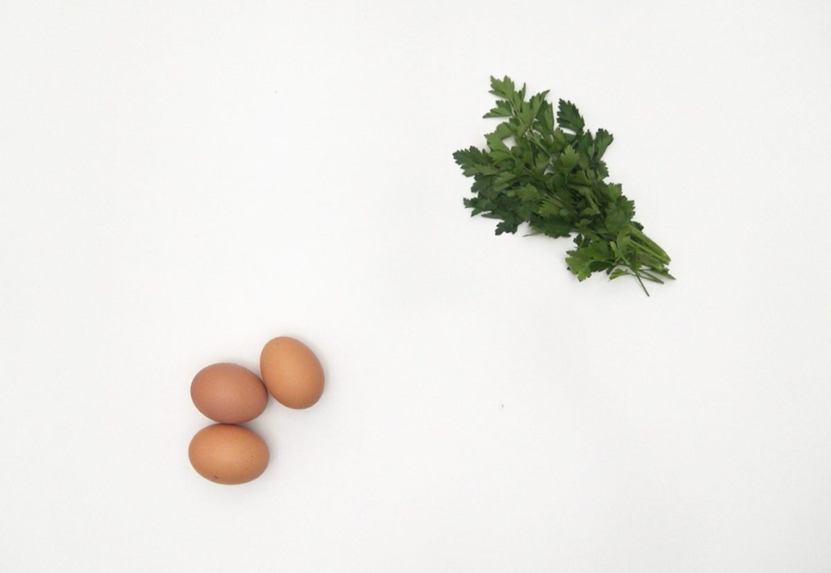 Zorongollo extremeño. La ensalada tradicional con pimientos asados