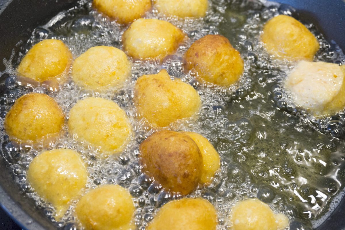 buñuelos de patata paso 14