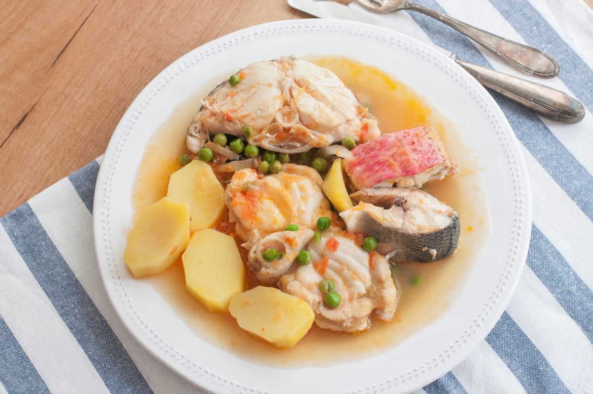 caldeirada de pescado paso 15