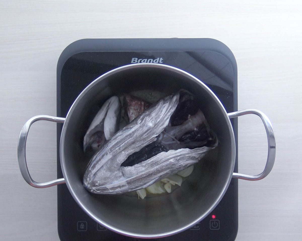 caldeirada de pescado paso 6