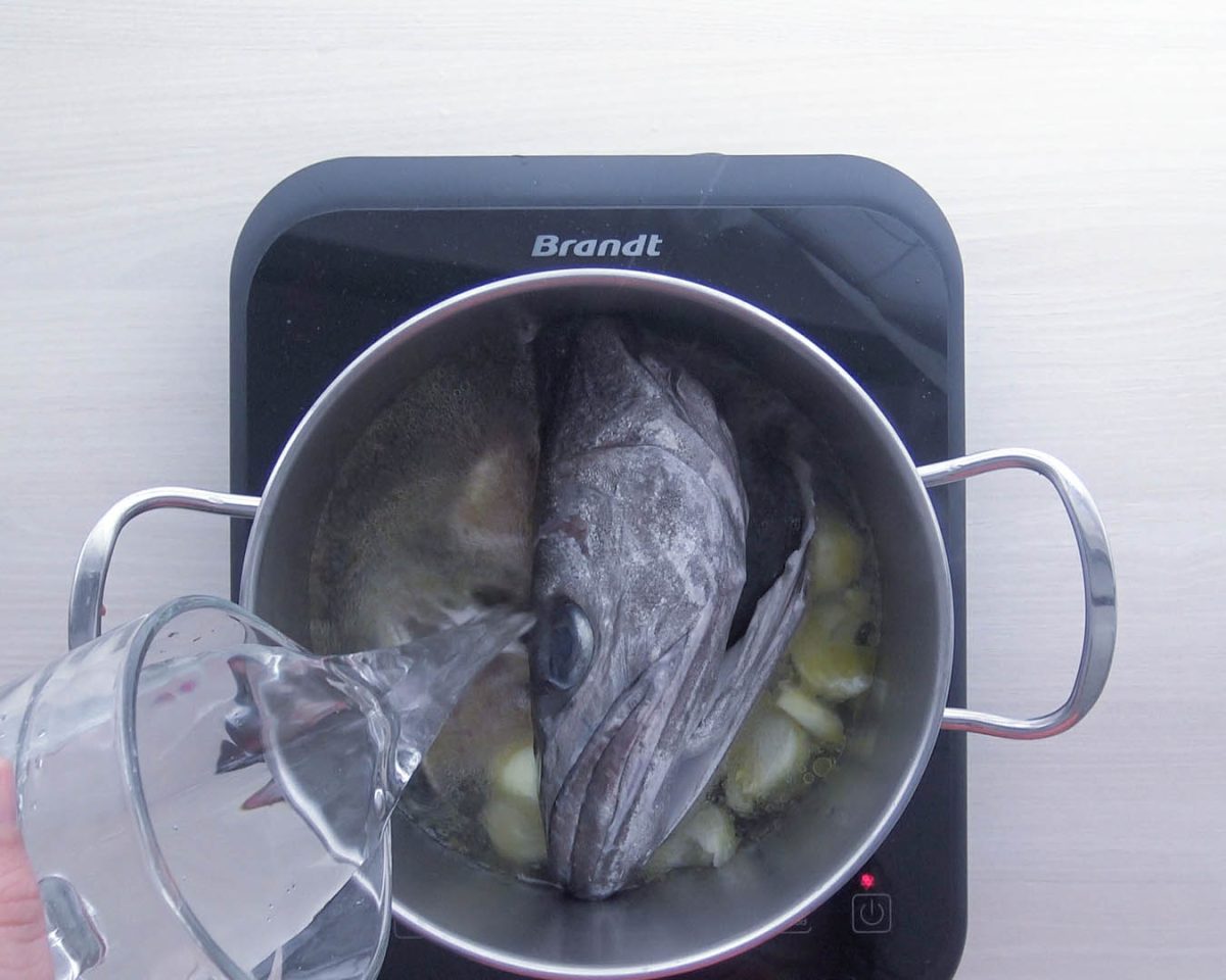 caldeirada de pescado paso 7