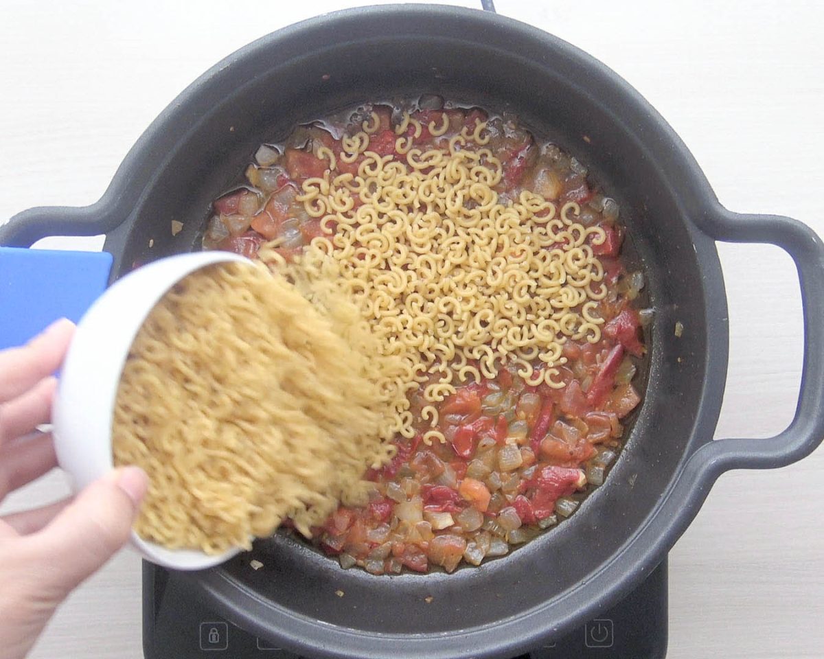 Cazuela de fideos con almejas paso 8