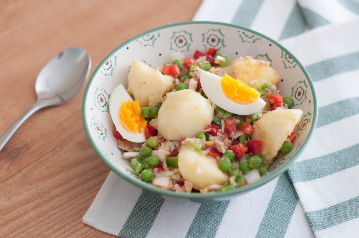 ensalada campera de patatas paso 17