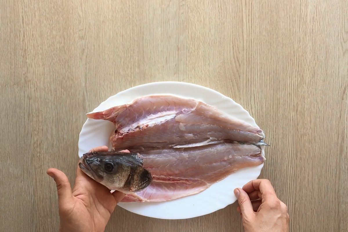 lubina a la espalda paso 8