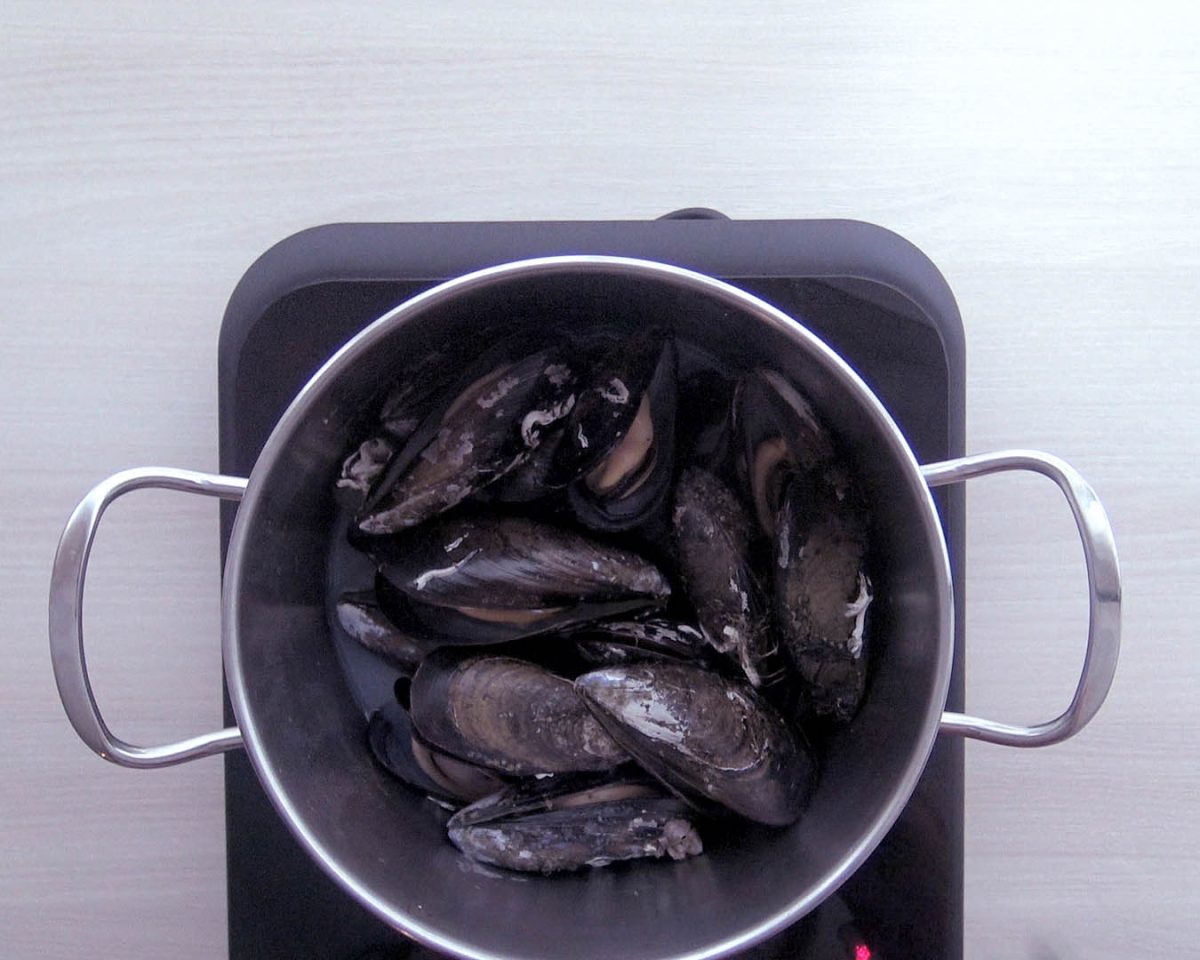 mejillones gratinados a panadeira paso 5