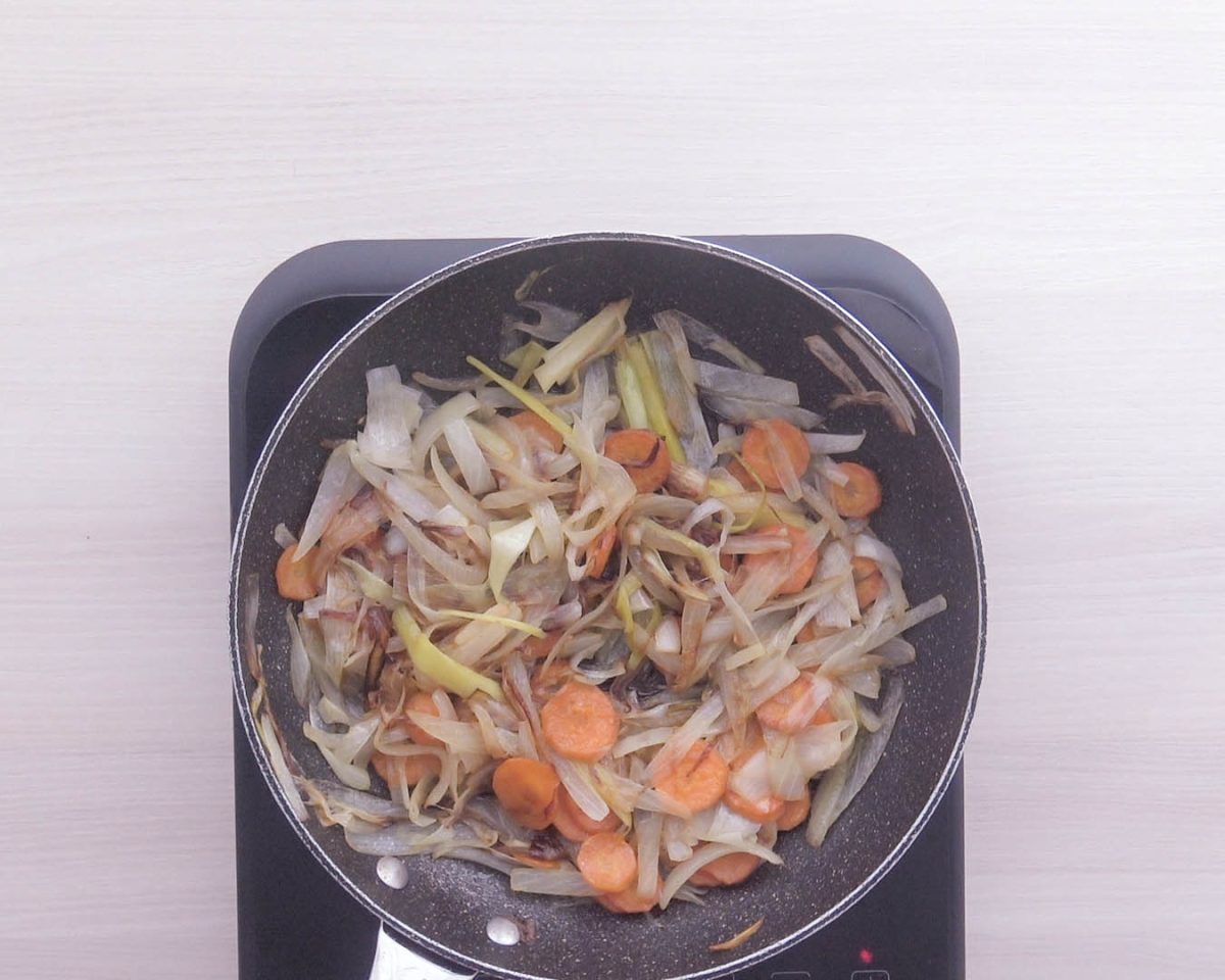 salmón al horno con patatas y verduras paso 11