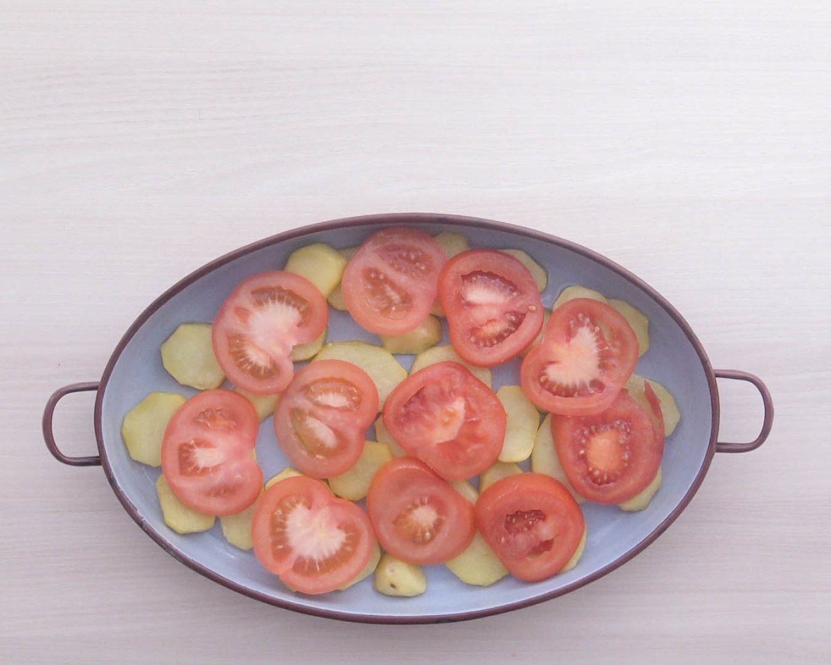 salmón al horno con patatas y verduras paso 7