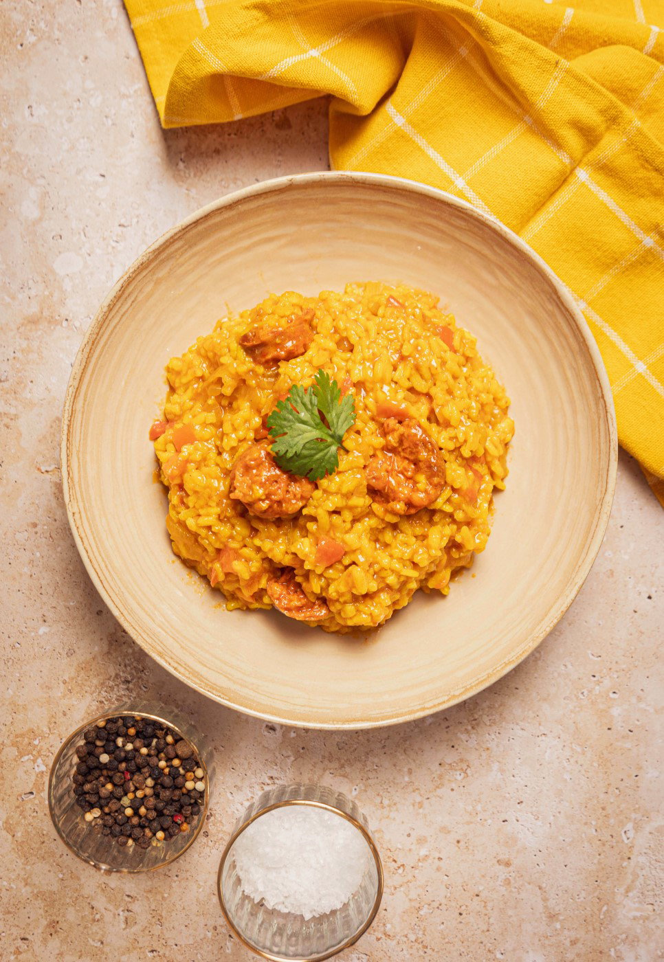 Arroz con chorizo. Un plato rápido y delicioso paso a paso