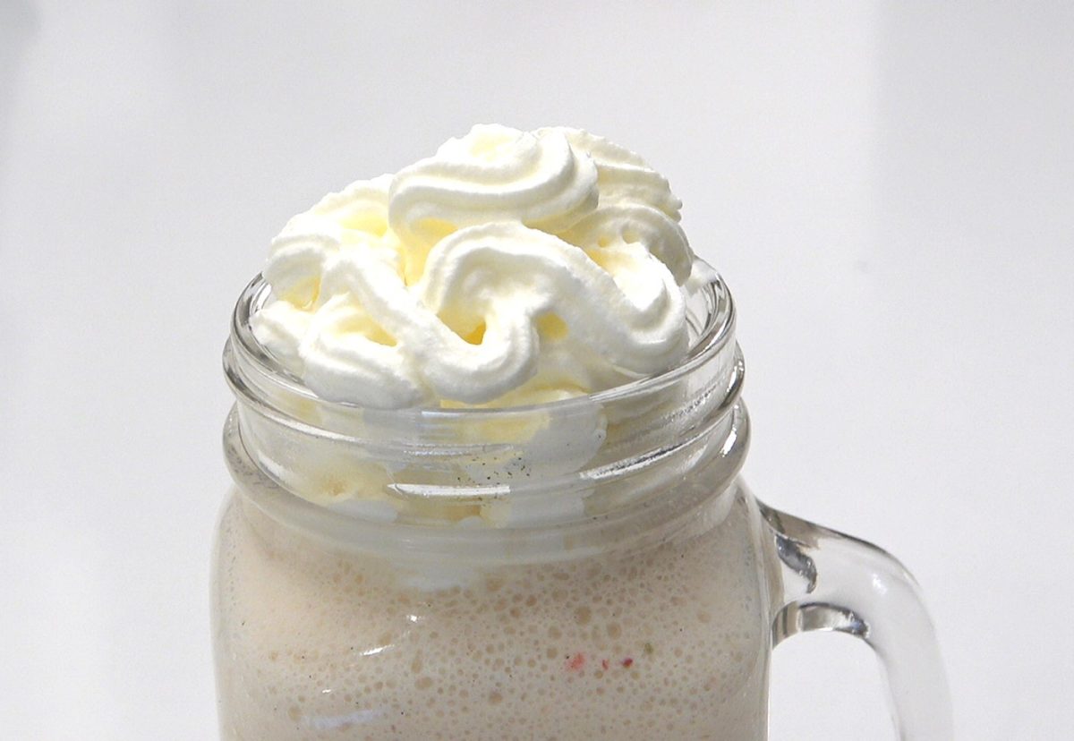 Cómo hacer el mejor milkshake de fresa y plátano en casa