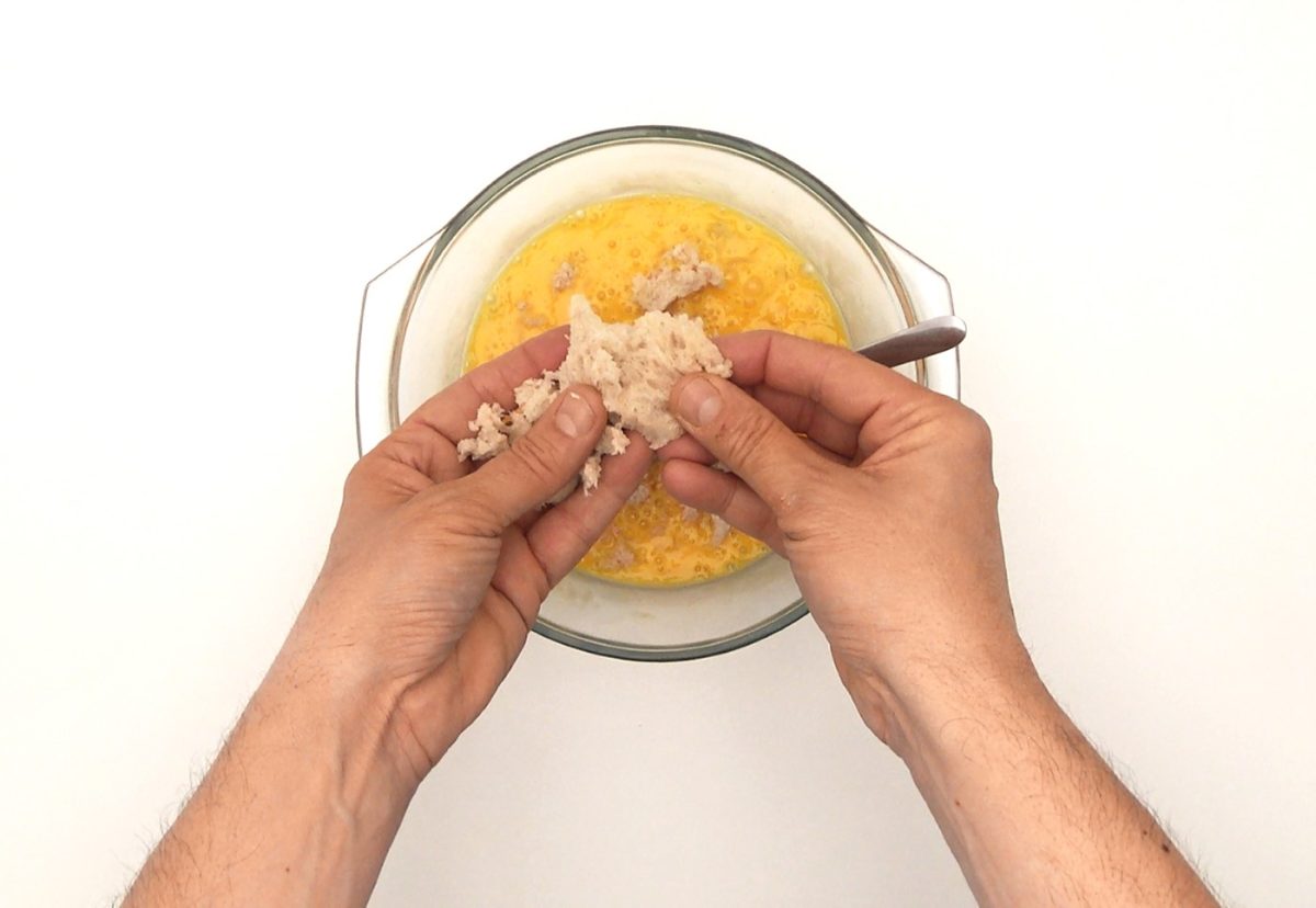 Olla podrida. Receta de guiso castellano con carne y legumbres