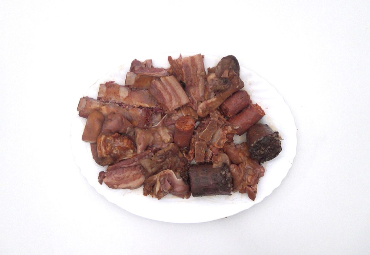 Olla podrida. Receta de guiso castellano con carne y legumbres