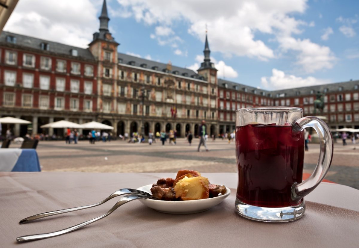 Historia de las patatas bravas. Origen, curiosidades y consejos