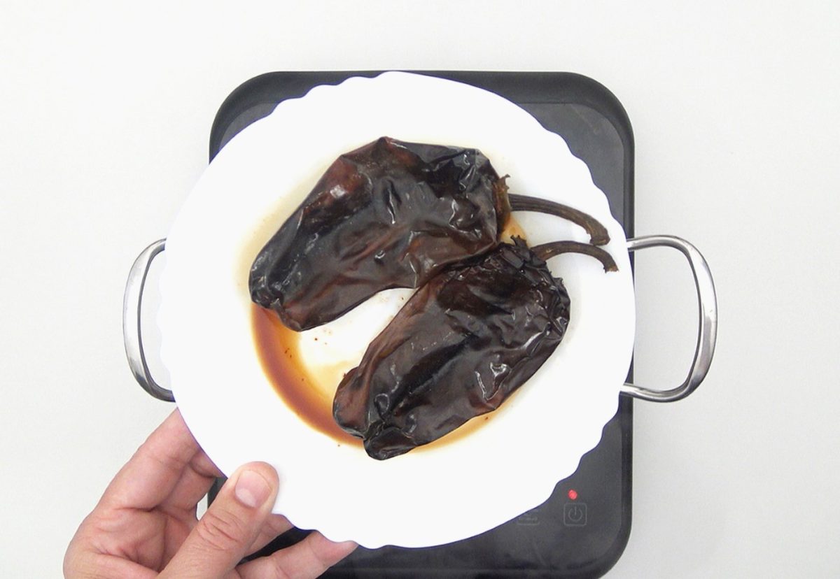 Rin ran de bacalao. Receta tradicional con pimientos y patata