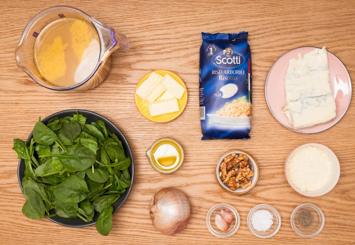Risotto de espinacas. Receta fácil para un plato saludable