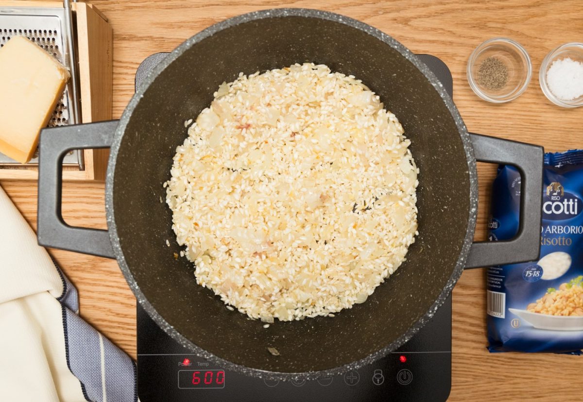 Risotto de espinacas. Receta fácil para un plato saludable