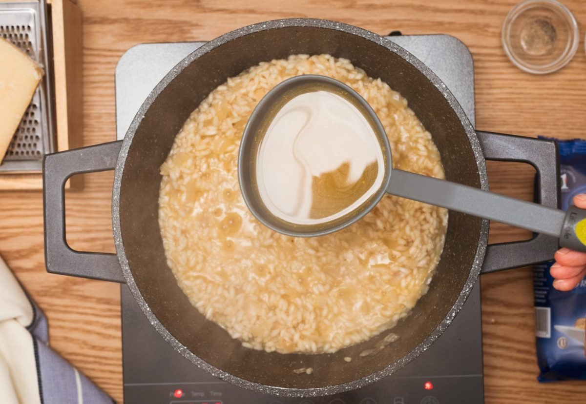 Risotto de espinacas. Receta fácil para un plato saludable
