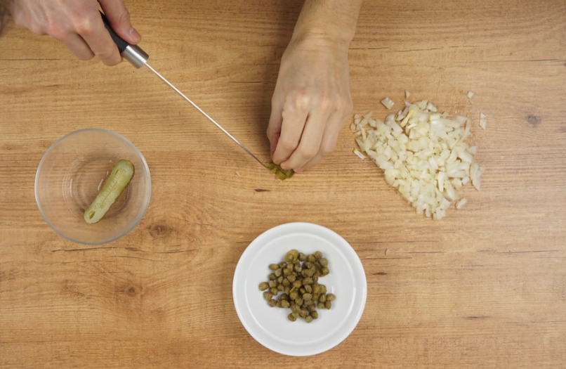 Cómo hacer salsa tártara casera