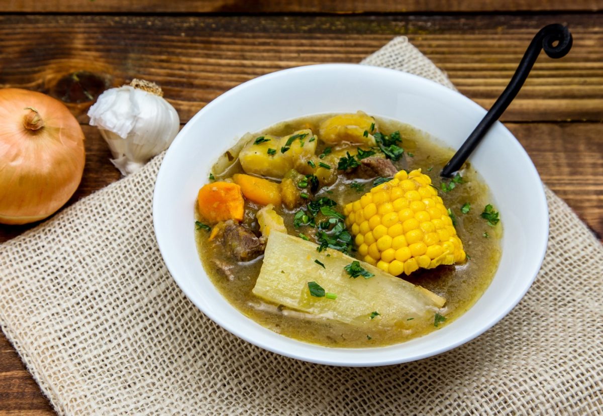 Sancocho. Historia, origen y tipos de recetas