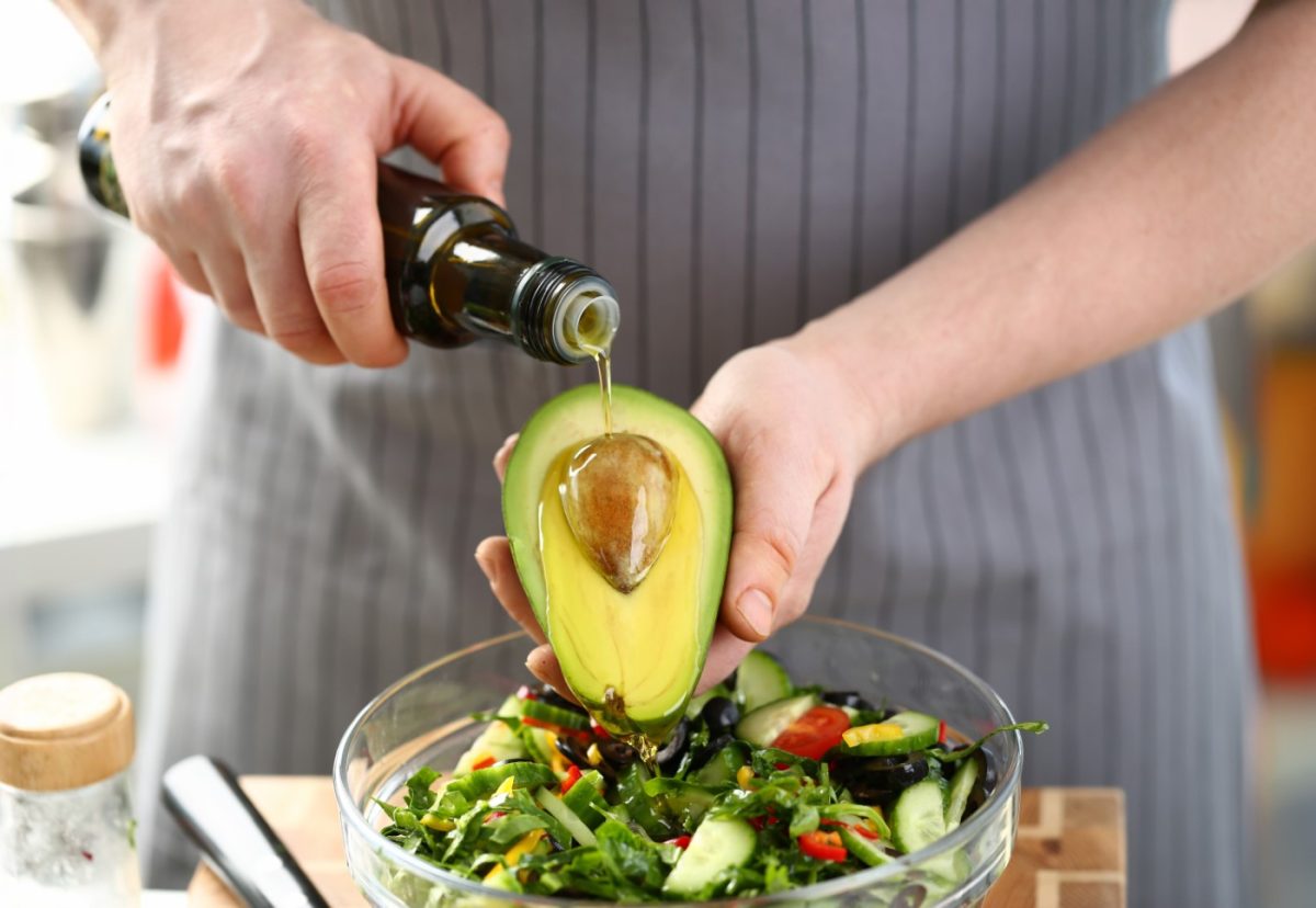Tostas con aguacate. Origen, propiedades y 3 ideas para desayunar