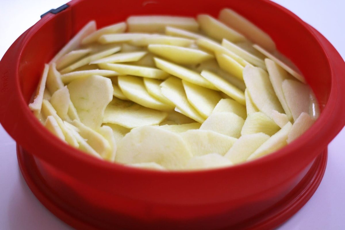 bizcocho de manzana paso 8