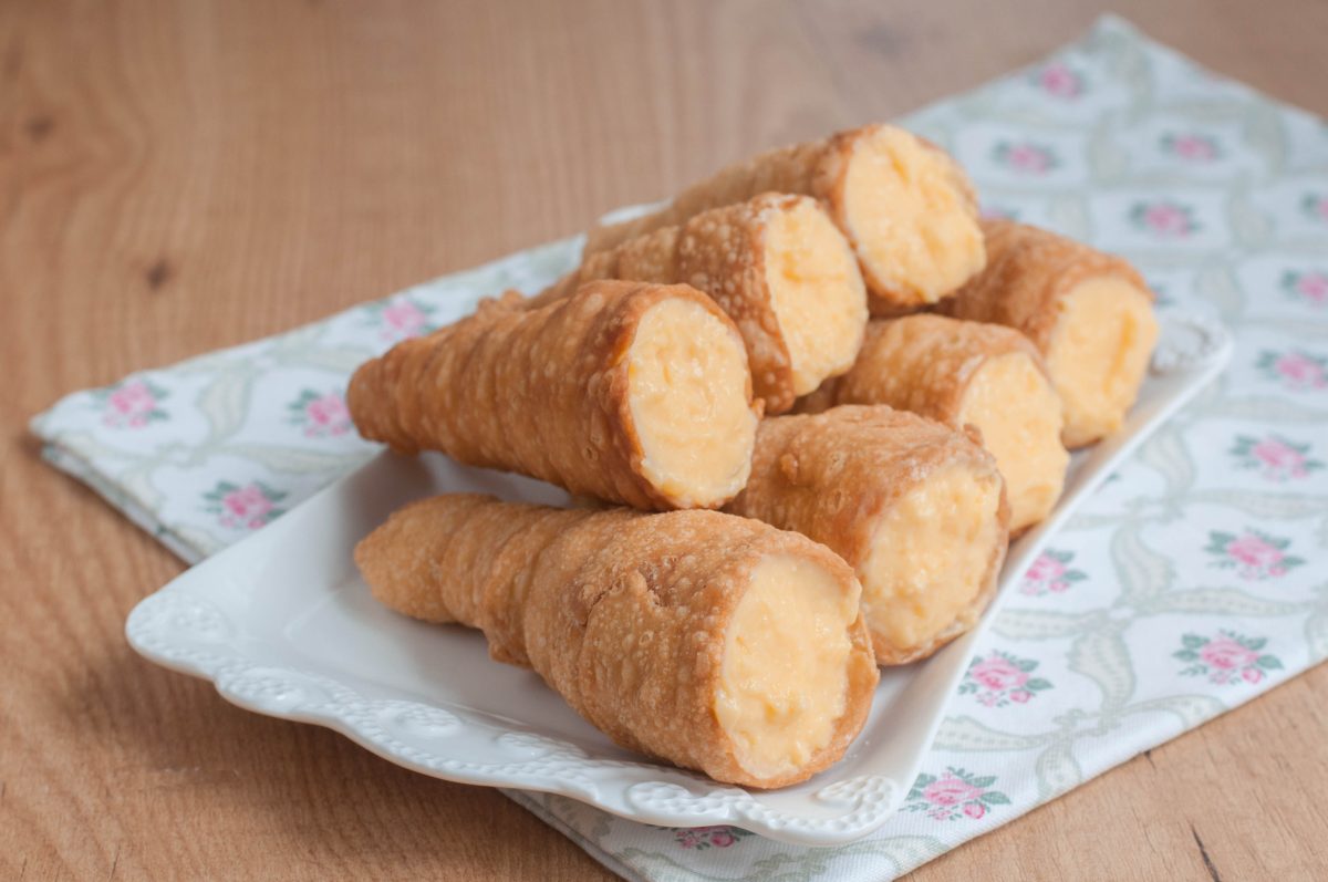 cañas rellenas de crema paso 22