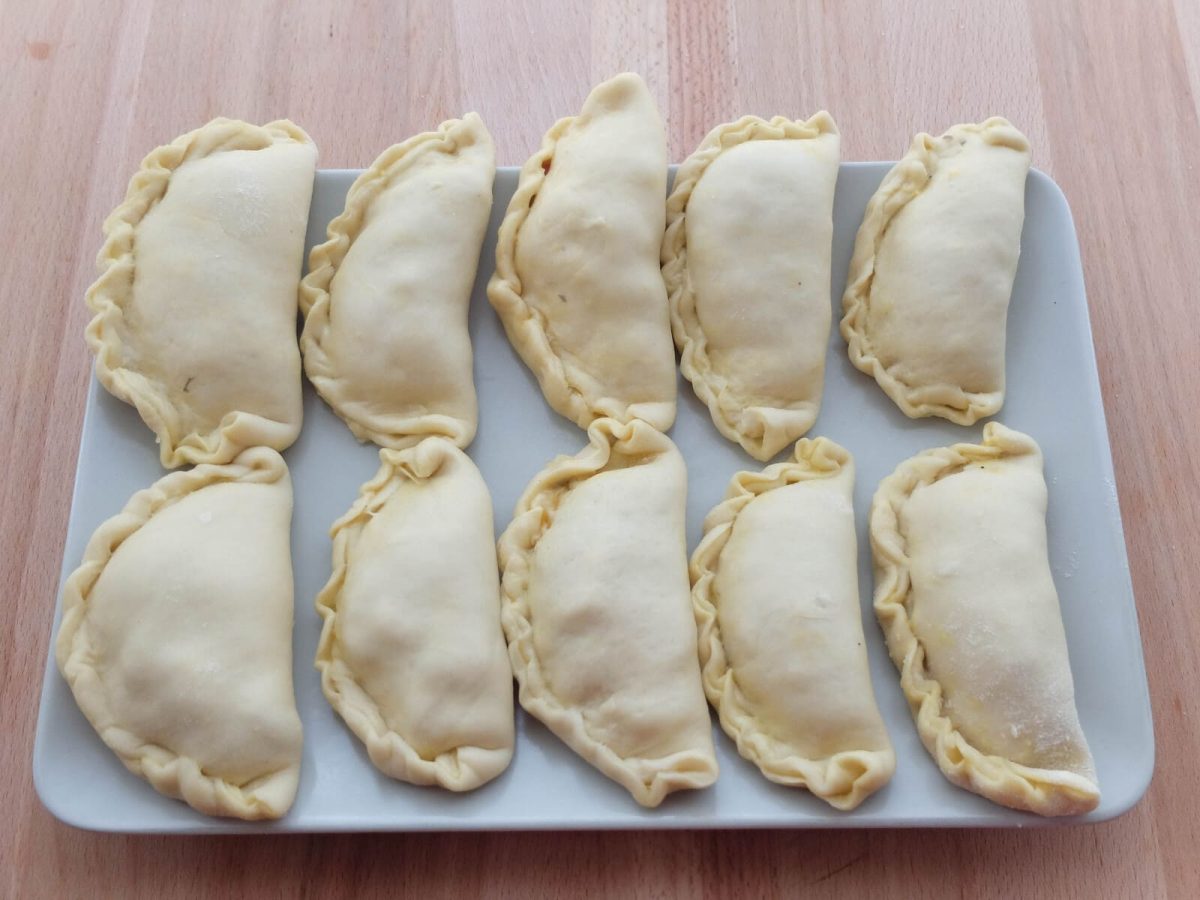 empanadillas de pollo y setas paso 19