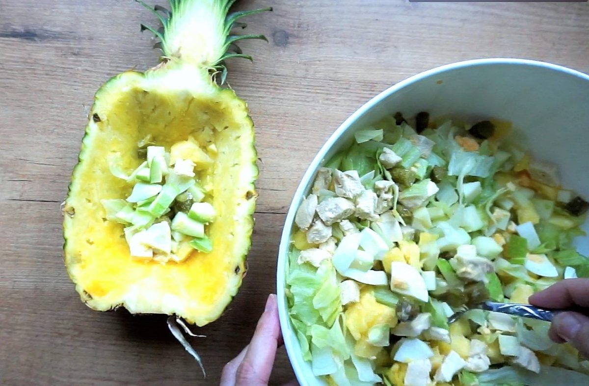 ensalada de pollo y pia paso 11