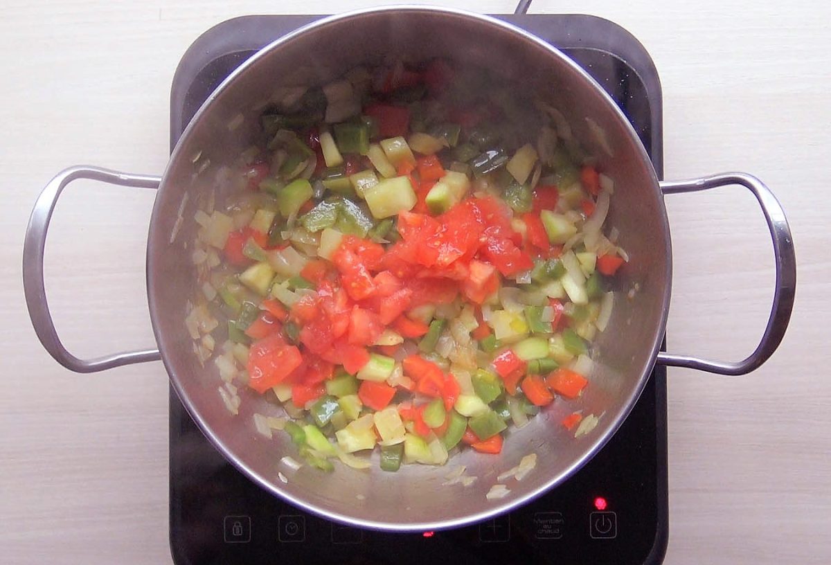 garbanzos con langostinos paso 10