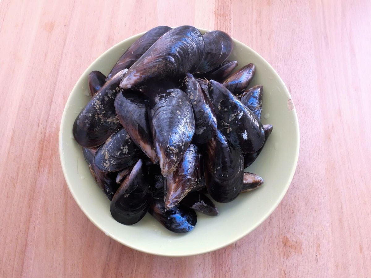 mejillones al vino blanco paso 3