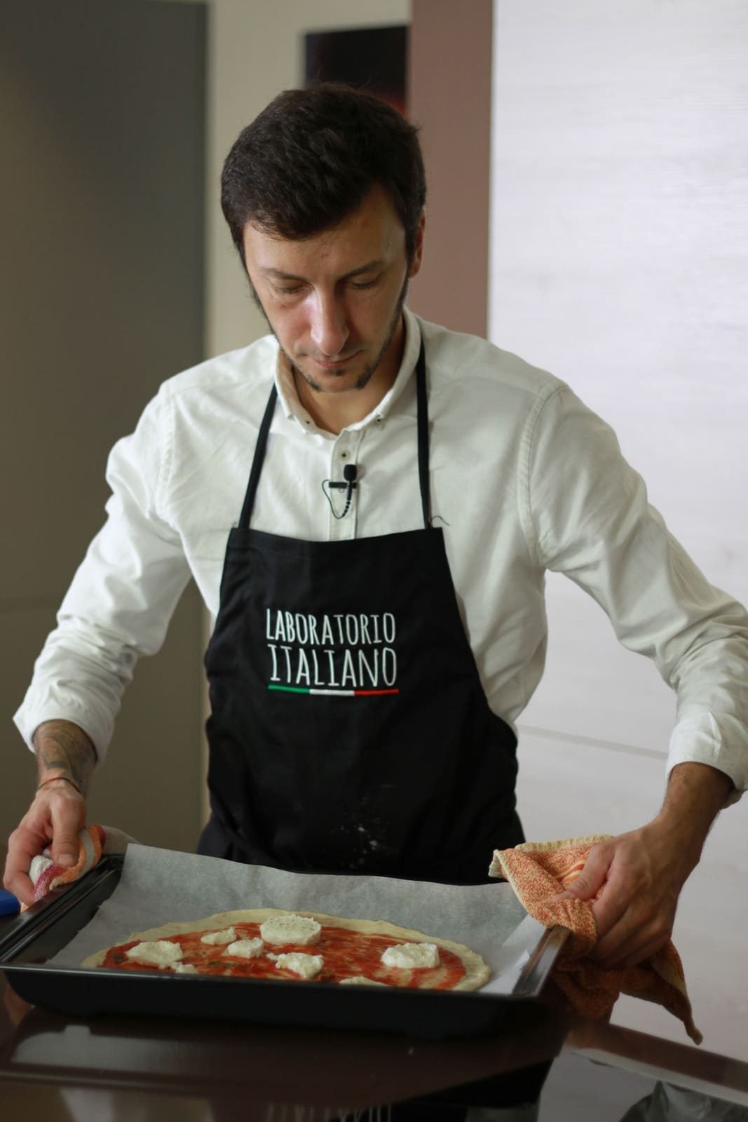 pizza margarita auténtica paso 8