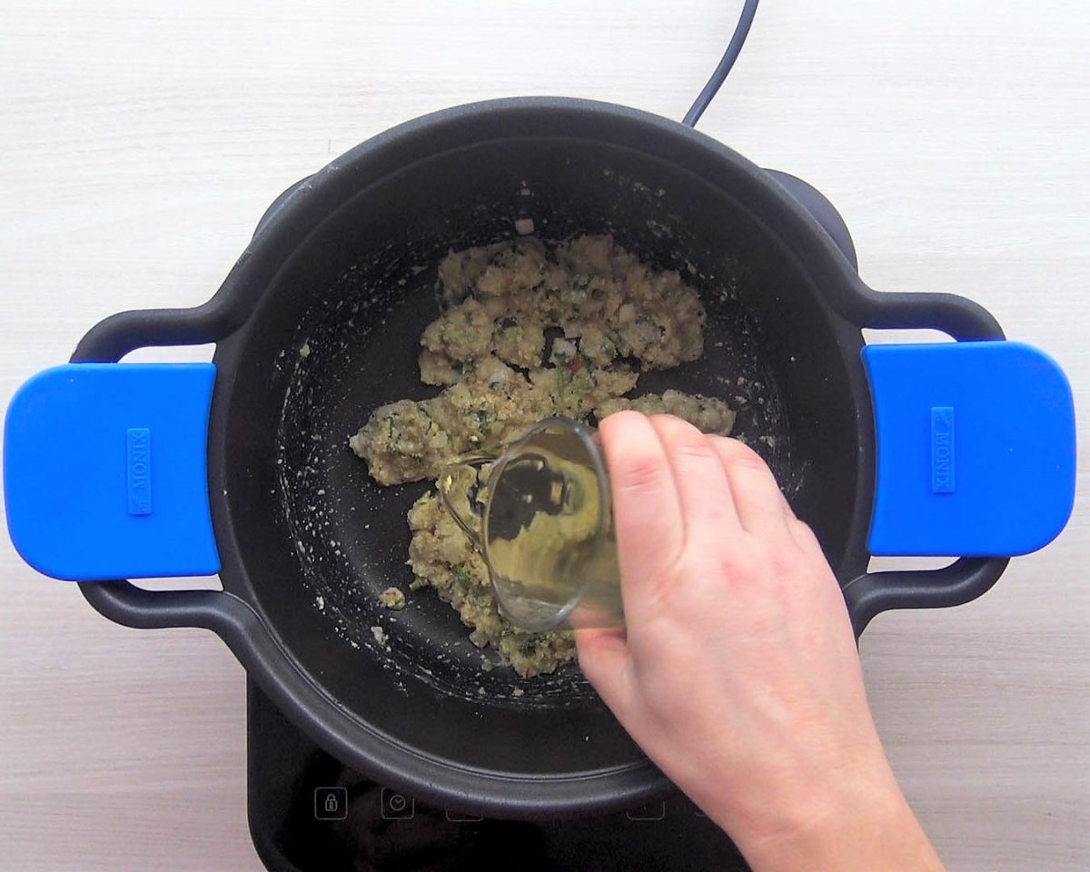 rape en salsa de almendras paso 10