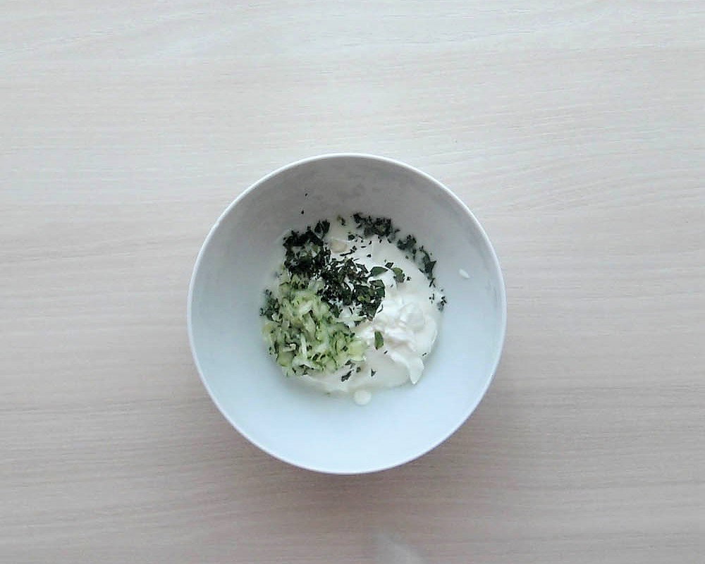 salsa tzatziki paso 7