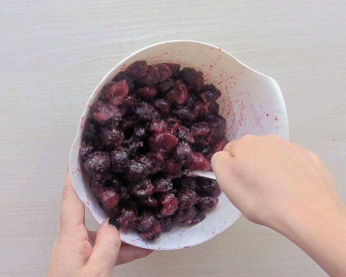 tarta de cerezas cherry pie paso 4