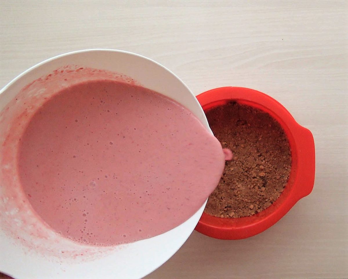 tarta de fresas y yogurt paso 16