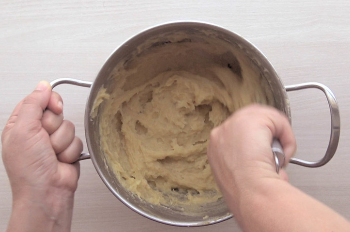 Buñuelos de viento: masa final