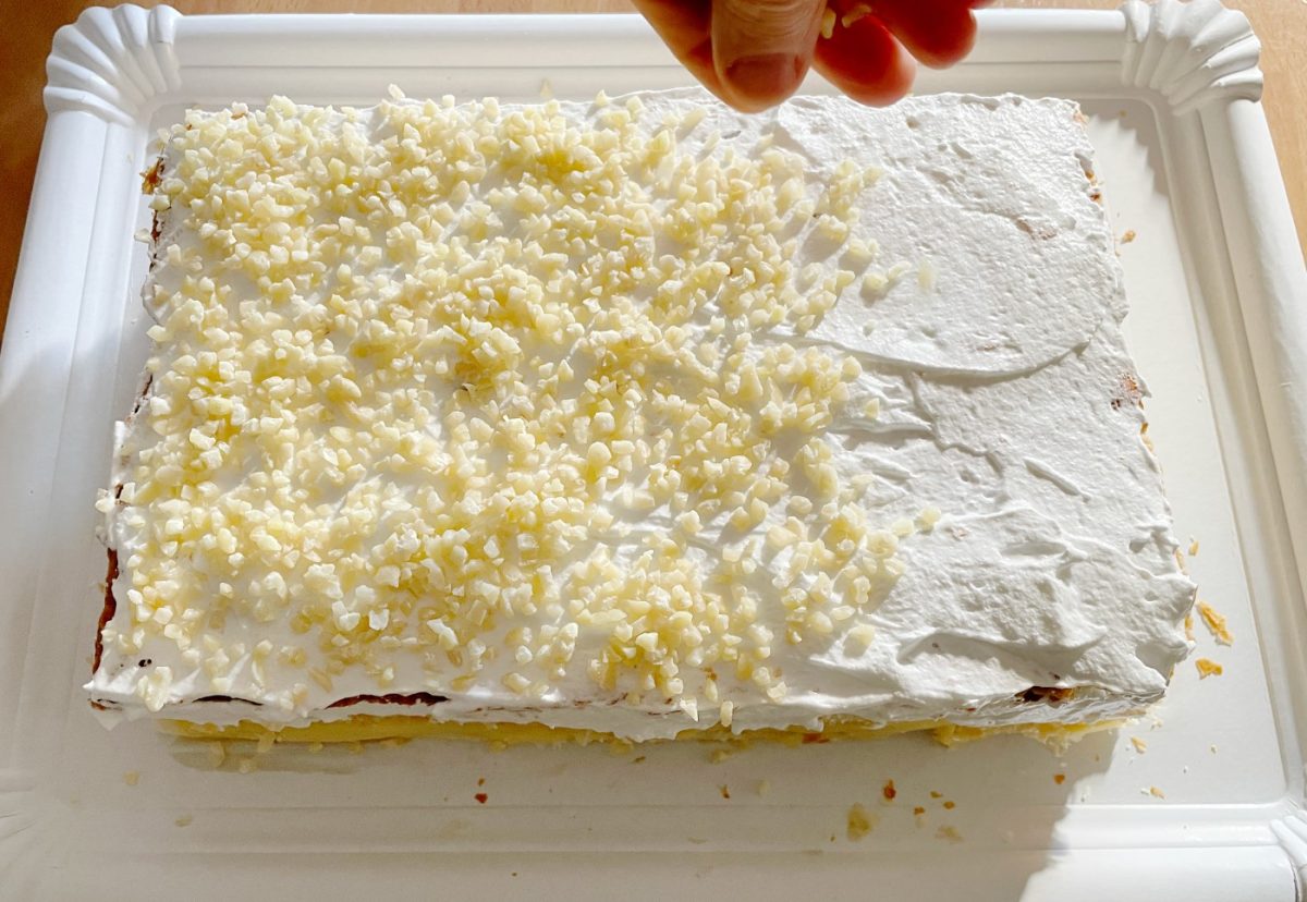 Costrata de Alcalá. Una tarta tradicional con merengue y crema pastelera