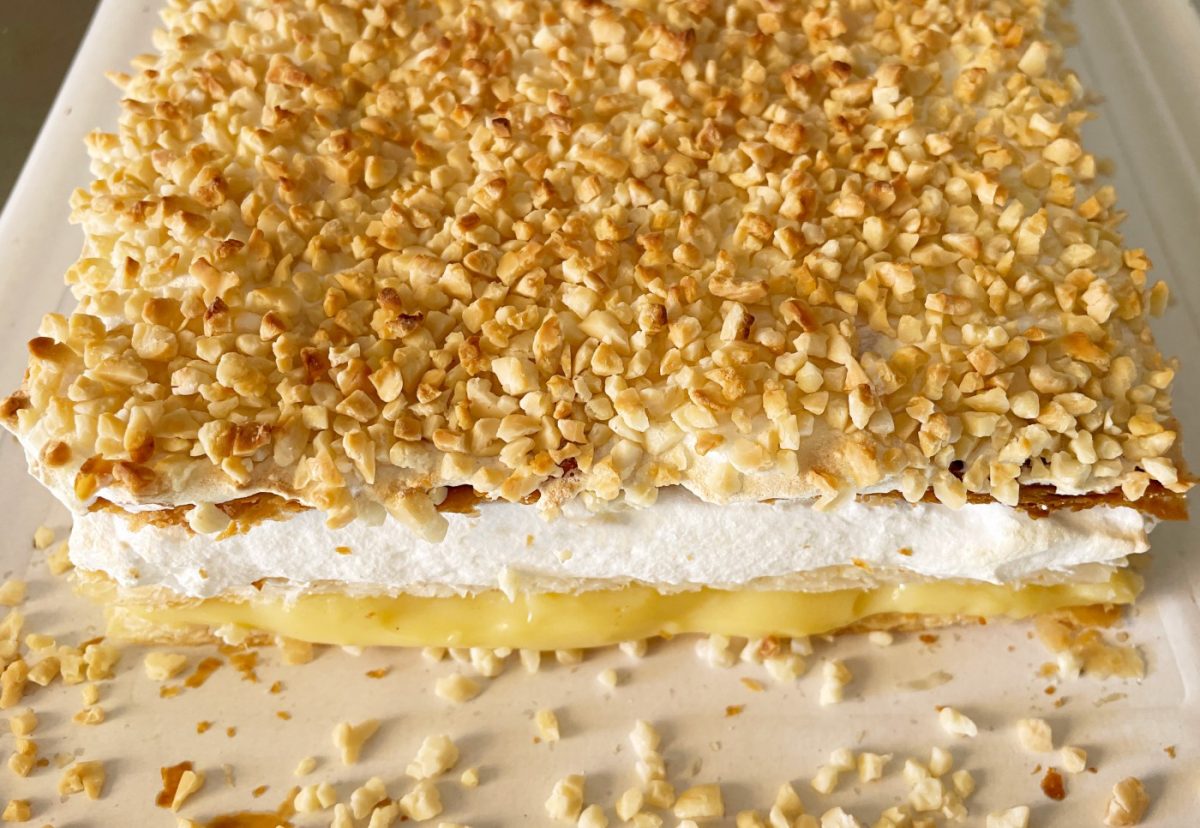 Costrata de Alcalá. Una tarta tradicional con merengue y crema pastelera