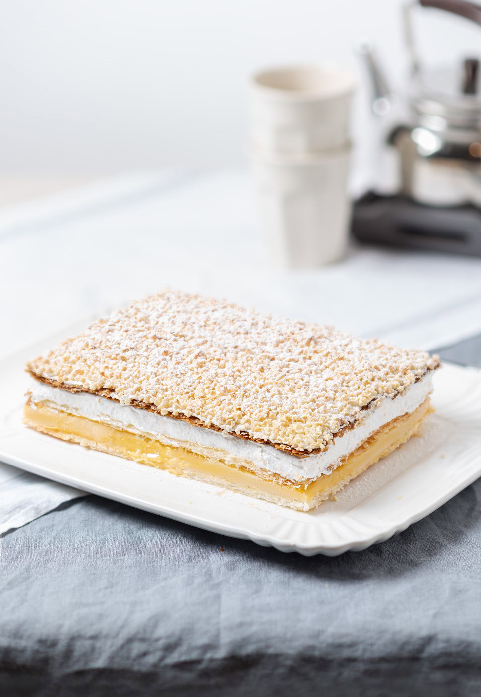 Costrata de Alcalá. Una tarta tradicional con merengue y crema pastelera
