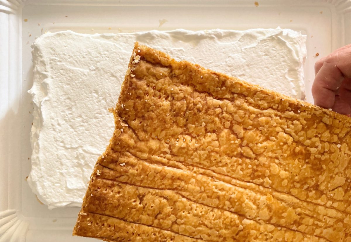 Costrata de Alcalá. Una tarta tradicional con merengue y crema pastelera