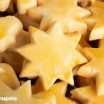 Mailänderli, galletas de mantequilla y limón. Galletas suizas de Navidad