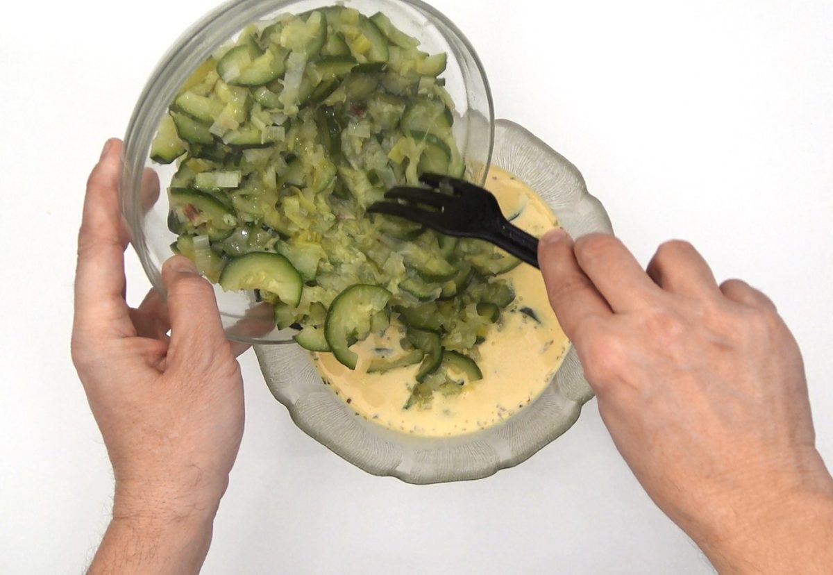 Pastel de calabacín al horno. Una receta fácil y saludable